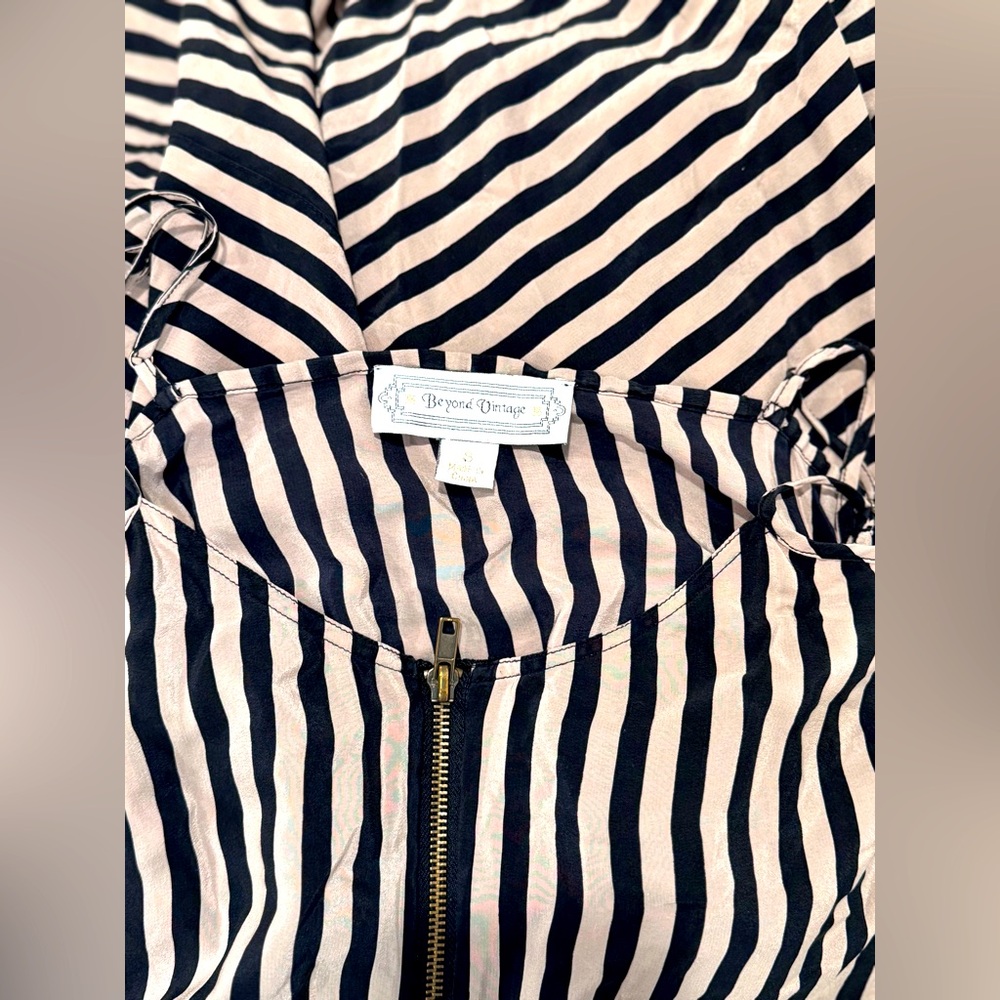 Silk BEYOND VINTAGE Spaghetti Strap Dress - Black & Nude - size Small - Picture 4 of 5